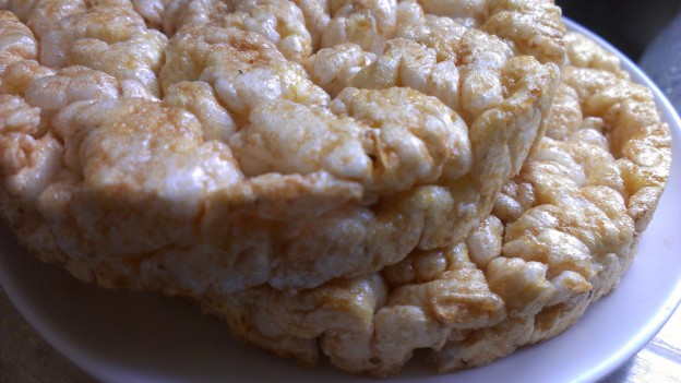 Product Reviews: Quakers Caramel Corn Rice Cakes